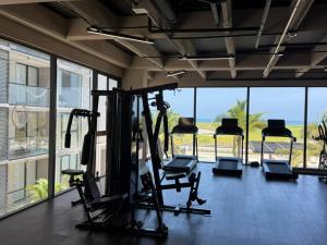 Salinas del Mar Torre 4 Apt 903的健身中心和/或健身设施
