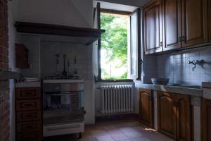 Η κουζίνα ή μικρή κουζίνα στο Villa Pini