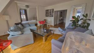 Posezení v ubytování Blue-Lake View + 6 fotografií