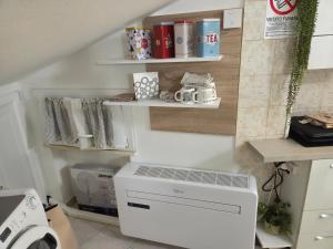 Dapur atau dapur kecil di Mansarda Petrarca +16 gambar