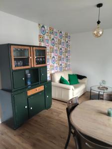 Kuchyň nebo kuchyňský kout v ubytování Papillon Dieppois by HOLIDIEPPE