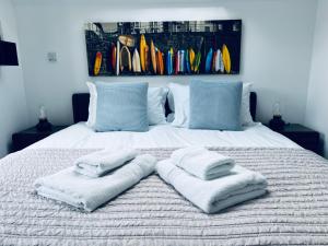 Uno in the City - Luxury Serviced Accommodation客房内的一张或多张床位