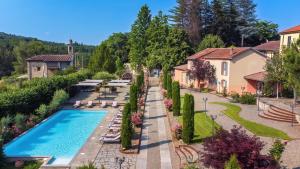 Πισίνα στο ή κοντά στο Villa Mandala Retreat