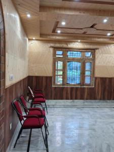 Galería fotográfica de Himalayan riverside inn en Ani