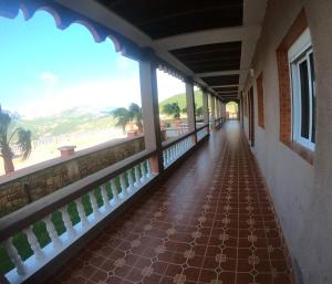 Coopérative Village Jbel Moussa du Tourisme的阳台或露台