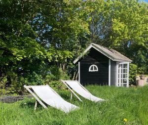 Puutarhaa majoituspaikan Nyager Apartments ulkopuolella