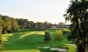 an overhead view of a green golf course at Hotel La Tonnellerie in Spa