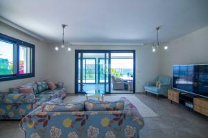 Μια τηλεόραση ή/και κέντρο ψυχαγωγίας στο Villa jasmin