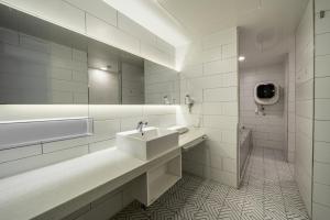 Et bad på Pyeongtaek Stay Tourist Hotel