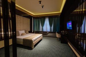 Dashli Gala Hotel Ganja客房内的一张或多张床位