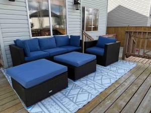 Fotografie z fotogalerie ubytování Spacious and beautiful lower Apartment v destinaci Chestermere