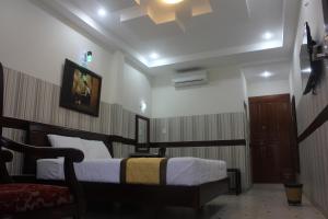 TV a/nebo společenská místnost v ubytování HOANG THANH THUY BÀ RỊA - VŨNG TÀU HOTEl 3