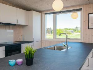 صورة لـ 5 star holiday home in Grenaa في Brøndstrup