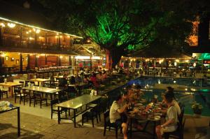 En restaurant eller et andet spisested på Yasaka Saigon Nha Trang Hotel & Spa