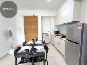 Kuchyň nebo kuchyňský kout v ubytování Teega 4Pax Stylish Comfort Studio Netflix BySTAY