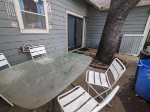 Fotografie z fotogalerie ubytování Urbenity v destinaci Irving + 8 fotografií