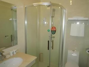 Koupelna v ubytování GreenTree Inn Yixing Zhangzhu Express Hotel