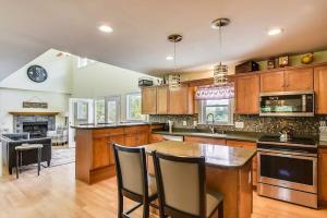 Η κουζίνα ή μικρή κουζίνα στο Cl To Dt Asheville & Weaverville- Apartment Inc