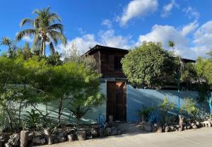 Maison HenouにあるVilla les Arbres Bleus à La Saline les bains proche lagonのギャラリーの写真