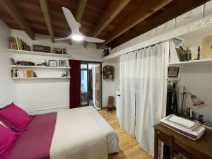 Postel nebo postele na pokoji v ubytování Villa les Arbres Bleus à La Saline les bains proche lagon