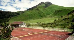 Attività di tennis o squash presso l'hotel o nelle vicinanze