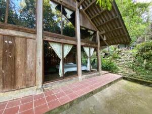 Zahrada ubytování Nậm Cang Homestay