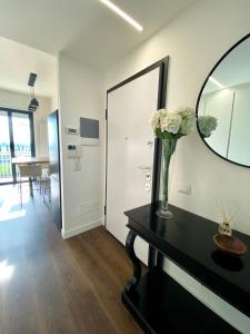 Fotografie z fotogalerie ubytování 57 Design - Settimo Milanese, 2 camere da letto e 2 bagni v destinaci Settimo Milanese
