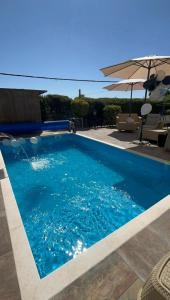 Πισίνα στο ή κοντά στο Zimmer Monte