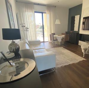 Posezení v ubytování 57 Design - Settimo Milanese, 2 camere da letto e 2 bagni