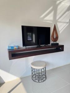 Televízia a/alebo spoločenská miestnosť v ubytovaní The President Park Condo Nanai, Patong, Phuket