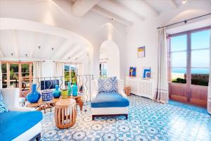 Posezení v ubytování Stunning 4 Bedroom Villa in Deia, 1017