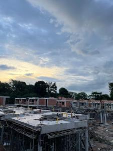 a building under construction with scaffolding at Rafael Pinheiro in Ananindeua