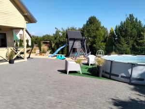 Πισίνα στο ή κοντά στο Domki letniskowe Marcelina