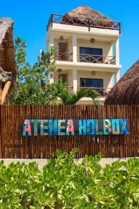 Το κτήριο όπου στεγάζεται  το ξενοδοχείο διαμερισμάτων