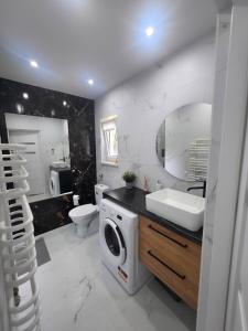 Ένα μπάνιο στο Apartament Anny +3 φωτογραφίες