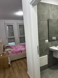 Φωτογραφία από το άλμπουμ του Kleo Apartment - Univers City Residence σε Ljaknasi