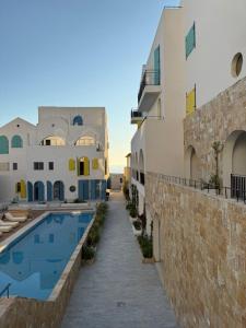 Πισίνα στο ή κοντά στο NooN Dhermi Santorini