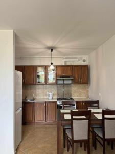 Kuchyň nebo kuchyňský kout v ubytování Relaks + 4 fotografie