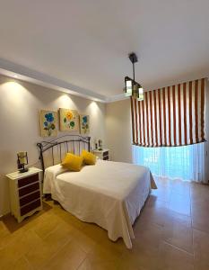 Ένα ή περισσότερα κρεβάτια σε δωμάτιο στο Chalet Rural Las Rozas +21 φωτογραφίες