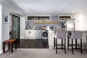 Η κουζίνα ή μικρή κουζίνα στο Sweet Greta - Terrace Apartment With Solar Power