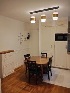 Køkken eller tekøkken på Charming apartment Paris