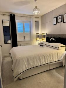 Giường trong phòng chung tại Luxury country double room