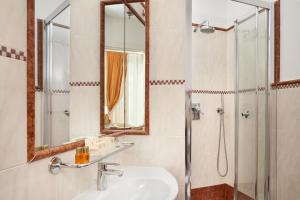 Un baño de Hotel Executive