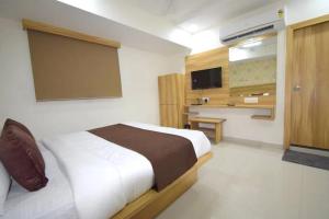 Hotel Midnight客房内的一张或多张床位