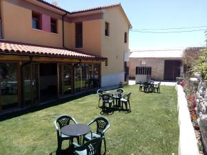 Zahrada ubytování Hornillos Meeting Point (Pilgrim Hostel)