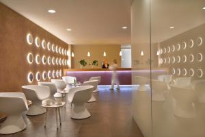 Istumisnurk majutusasutuses Aqualux Hotel Spa Suite & Terme