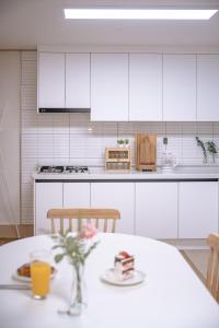 Fotografie z fotogalerie ubytování Sillim Queen House v Soulu + 39 fotografií