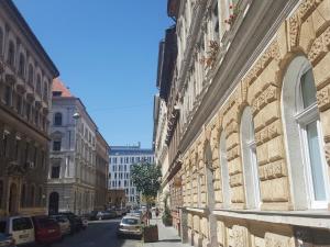 Budova, v ktorej sa apartmán nachádza