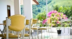 גינה חיצונית ב-Hotel Uva Rest Sanasta