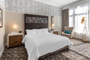 Ένα ή περισσότερα κρεβάτια σε δωμάτιο στο Bluegreen Vacations Hotel Blake, Ascend Resort Collection